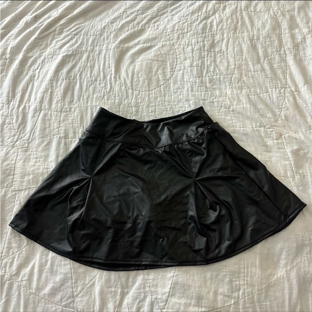 Aerie black leather skirt